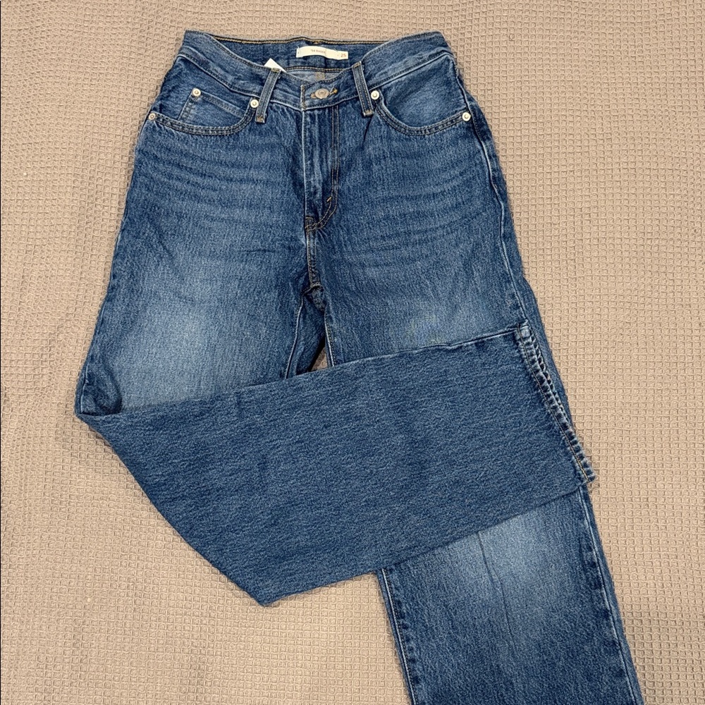 Levi's Straight Leg Blue Jeans